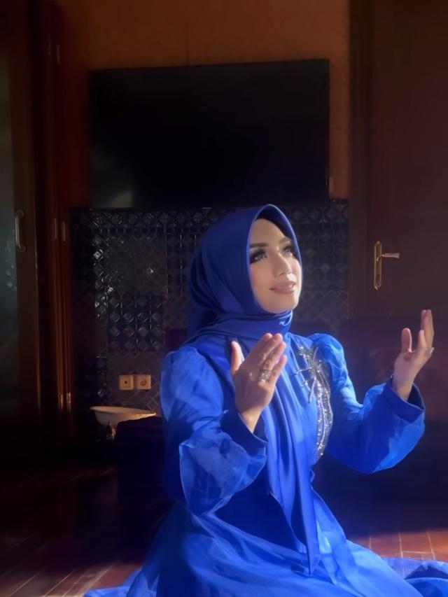 Cici Paramida dan Siti KDI