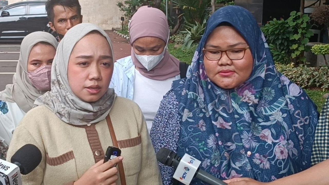 "Kalau dari sisi korban eh pasti tujuan utamanya adalah uangnya dikembalikan gitu, nanti supaya prosesnya seperti apa agar lebih transparan dan harapan- harapan para korban juga bisa terwujud gitu kan sama," ujar Vicky.