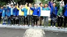 Puluhan mahasiswa dari Aliansi BEM Indonesia turut berdemo di lokasi debat capres cawapres. Mereka meminta debat juga dilakukan di kampus-kampus.