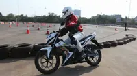 Sepeda motor light sport ini disuguhkan untuk kalangan remaja di Indonesia.