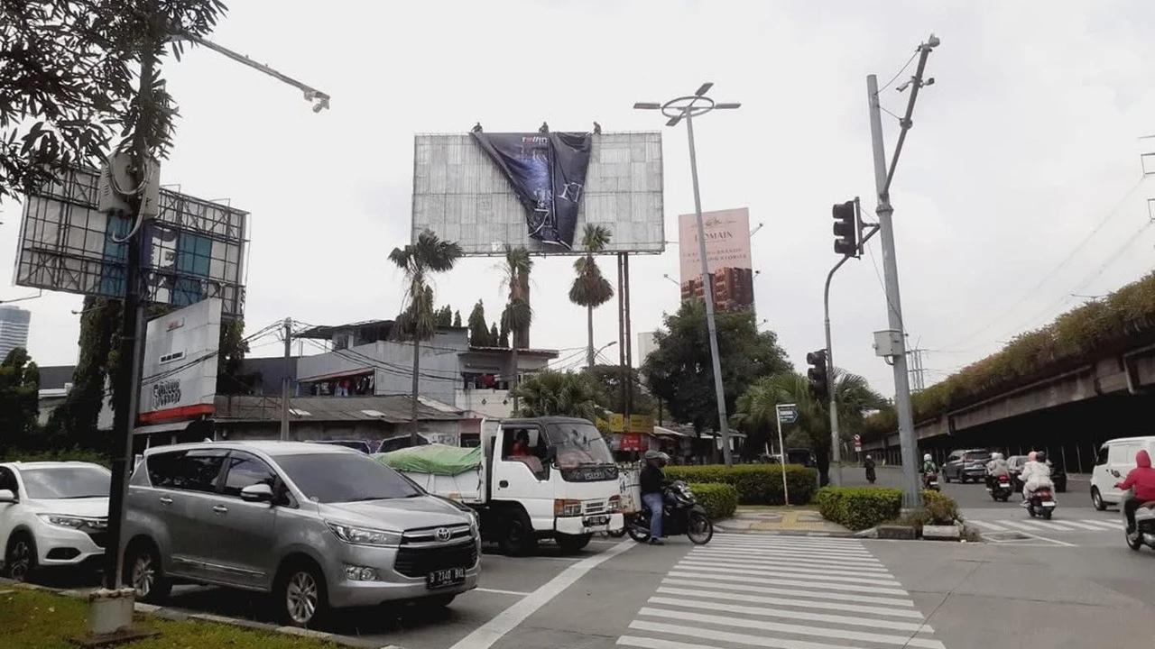 Baliho-Baliho Film Horor di Jakarta Dicopot, Ini Alasannya
