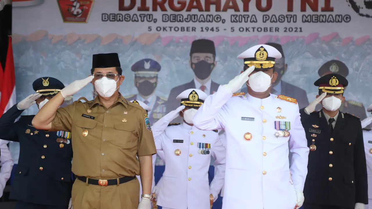 HUT TNI