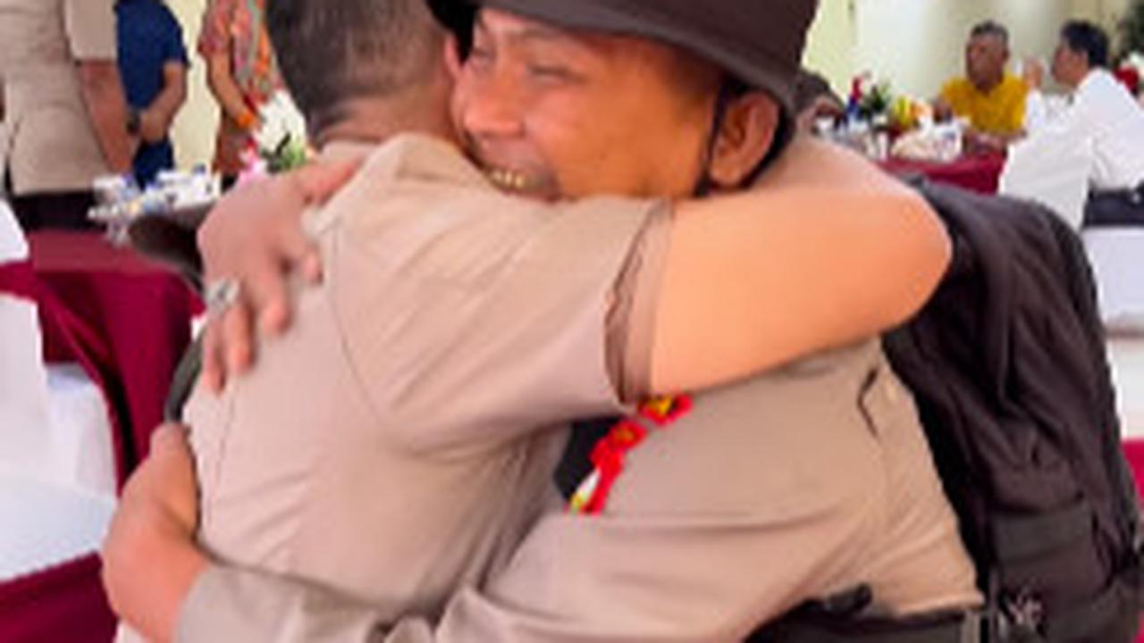Penuh Haru Perpisahan Jenderal Eks Kapolda dengan Polisi Rocker