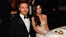 Megan Fox dan Brian Austin Green menghadiri penghargaan Golden Globe di Beverly Hills. Foto diambil 13 Januari 2013. Pasangan yang beda usia 13 tahun itu memutuskan bercerai setelah lima tahun menikah. ( Kevin Winter/Getty Images/AFP)