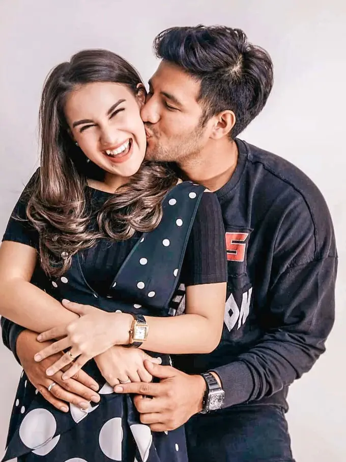 [Fimela] Ammar Zoni dan Irish Bella