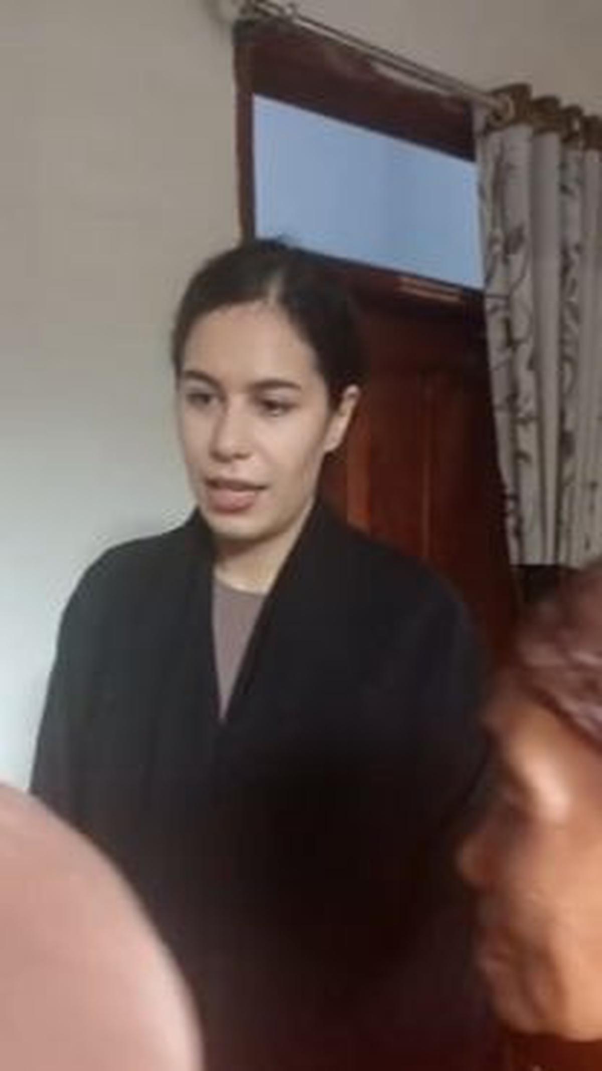"Sudah dianggap seperti Ibunya sendiri. Terima kasih Madam," tutupnya. <br>