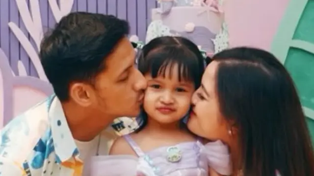 Tasya Kamila rayakan ulang tahun ke-3 putrinya dengan tema mermaid. [@tasyakamila]