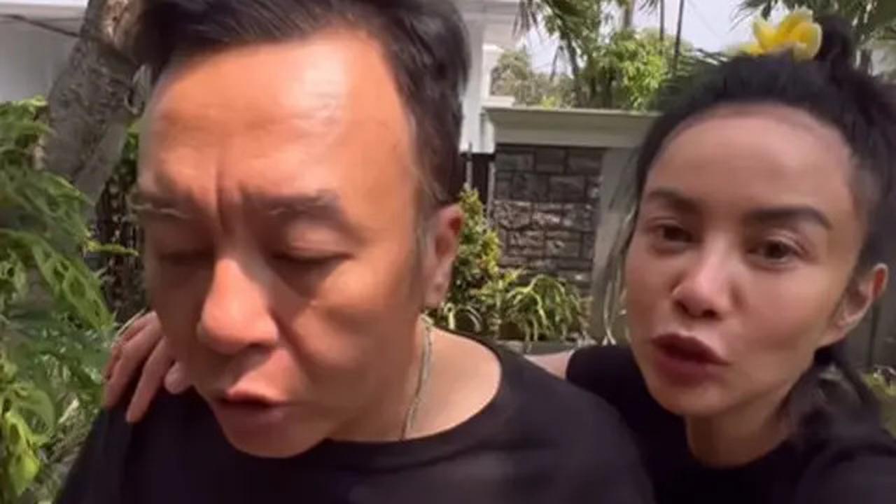 6 Potret Taman Mini Rumah Ari Lasso yang Asri, Jadi Spot Santai Favorit bareng Kekasih