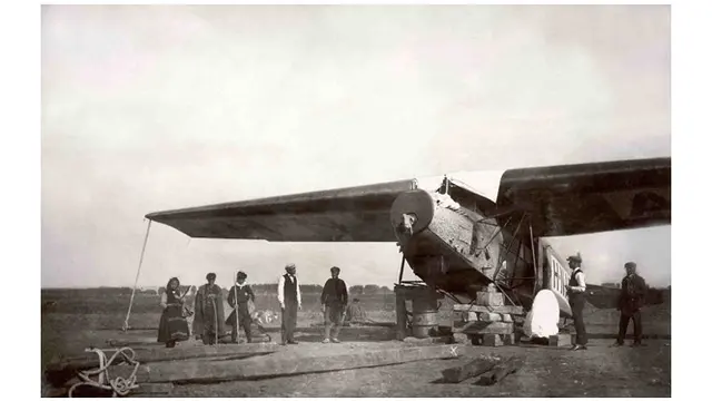 Pesawat Fokker VII
