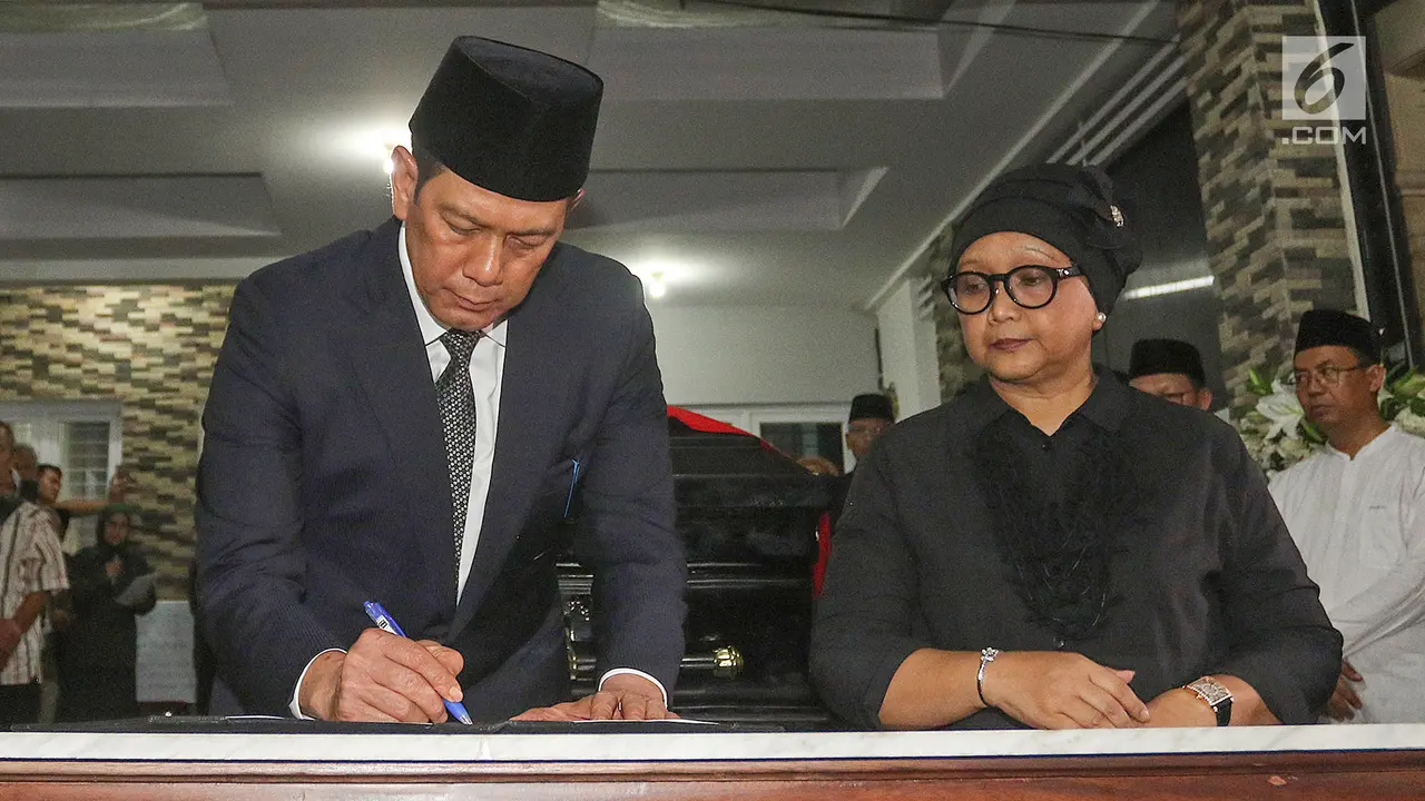 Jenazah Sutopo Purwo Nugroho Tiba di Rumah Duka Raffles Hils