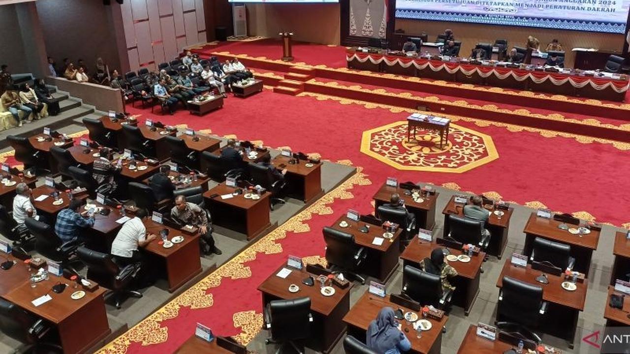 Fakta Unik Gaji DPRD Kepri: Gubernur Ansar Pastikan Tak Ada Kenaikan Tunjangan di Tahun 2025!
