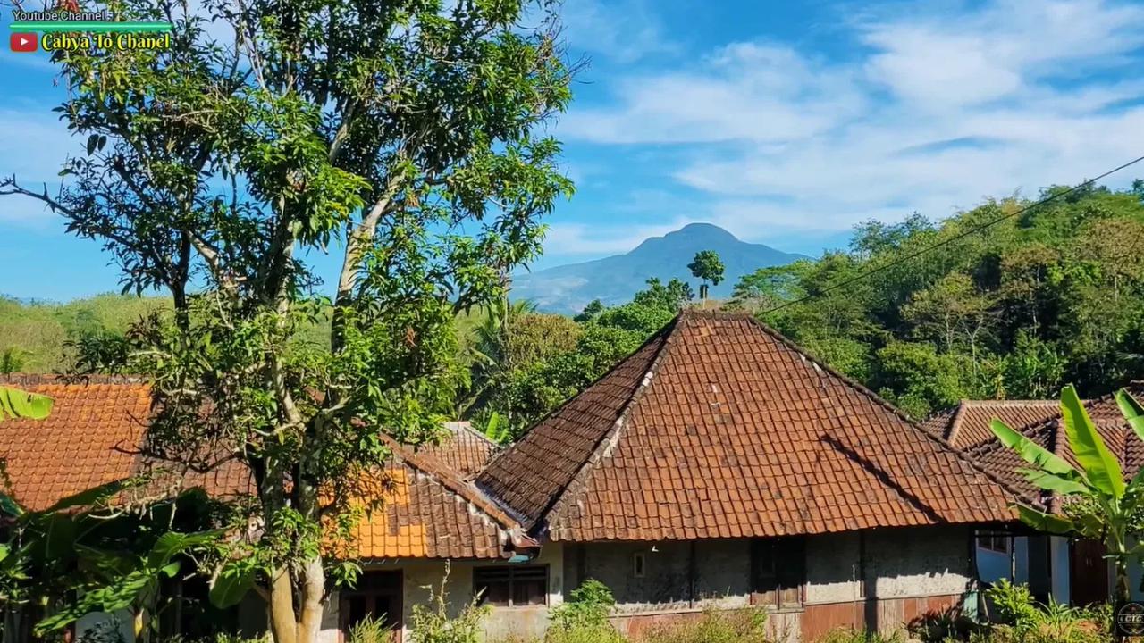 Warganya memiliki jumlah yang tetap