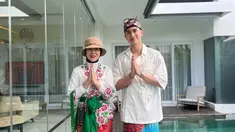 Banyak selebriti Indonesia yang terjun ke dunia politik pada Pemilu 2024. Sekian banyak seleb yang mencalonkan diri, hanya beberapa yang dapat lolos. Verrell yang berhasil lolos menjadi DPR ini pun merasa bersyukur dan akan berjuang dengan tujuan awalnya menjadi anggota DPR RI. (Liputan6.com/IG/@bramastavrl)