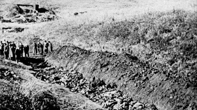 Pembantaian Babi Yar (AP News)