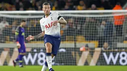 Kini dengan pelatih baru muncul optimisme dari manajemen United untuk memboyong bek Hotspur tersebut. Terlebih lagi kontra Toby bersama Tottenham Hotspur yang akan segera berakhir. (AFP/Roland Horrison)
