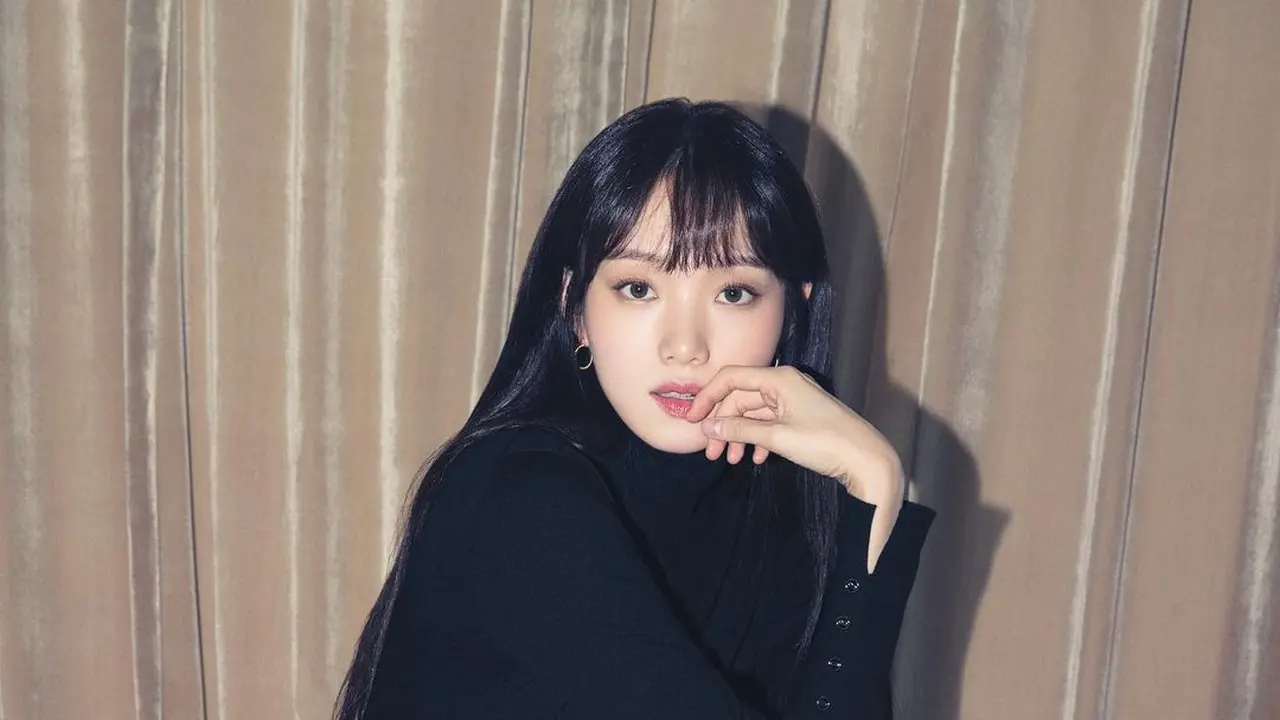 Lee Sung Kyung (Foto: Instagram/heybiblee)