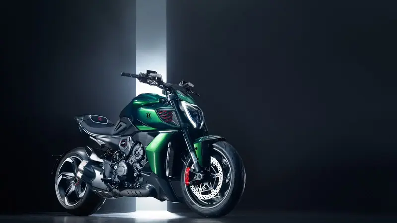 Kolaborasi Ducati dan Bentley, Bikin Edisi Terbatas 500 Unit Diavel V4 (ist)