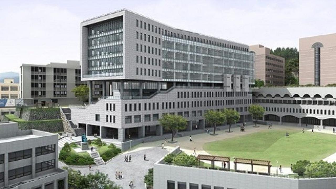 9. Sungshin Women’s University (Woonjung Green Campus)