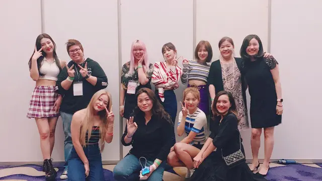Beby Tsabina dan Red Velvet