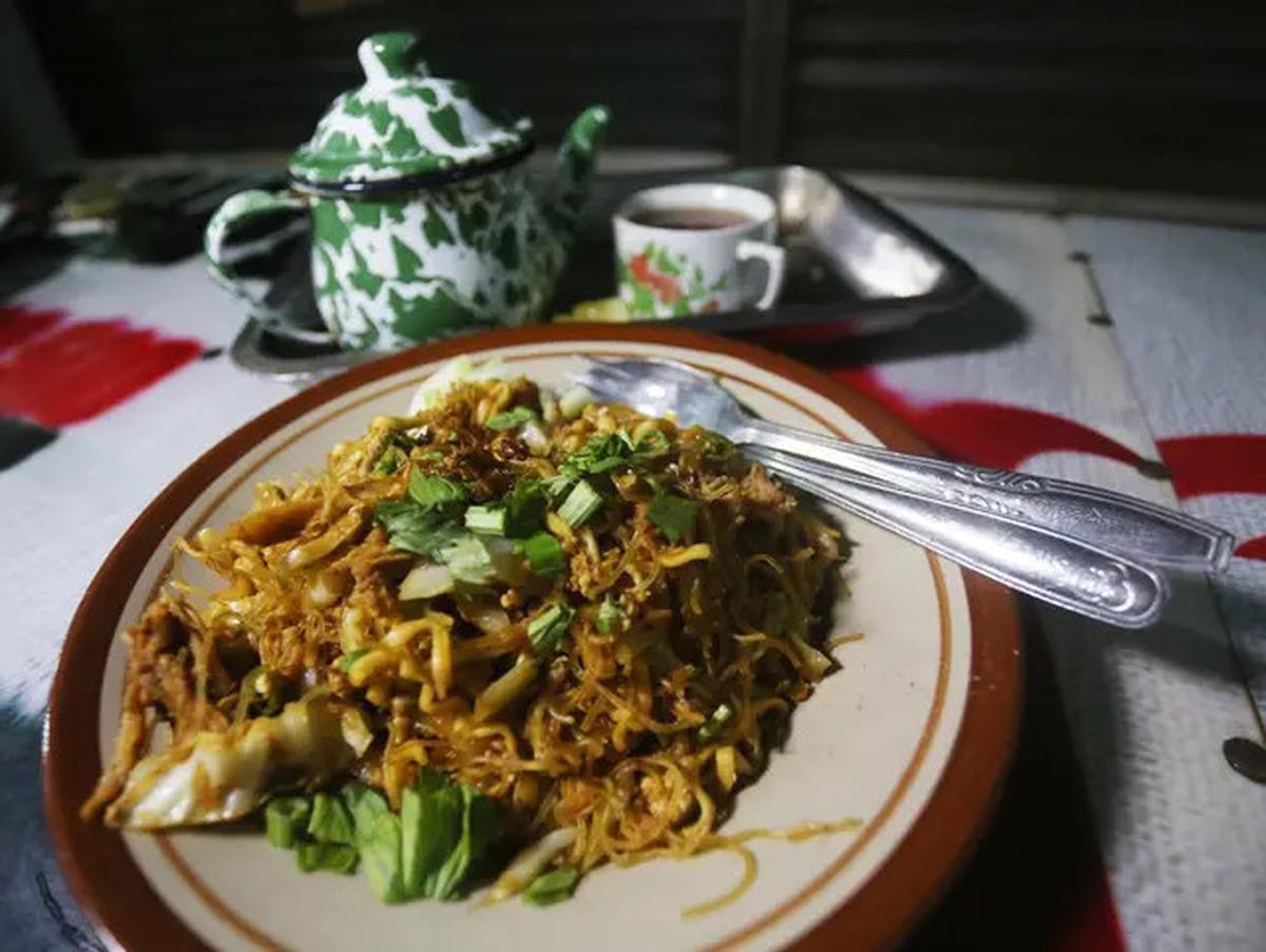 14 Makanan Khas Jogja Selain Gudeg yang Wajib Dicoba, Dijamin Bikin Ketagihan