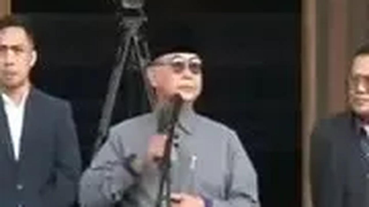 Geledah Ponpes Al-Zaytun Usai Panji Gumilang Tersangka, Ini yang Dibawa Polisi