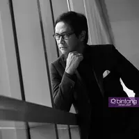 Ungkapan cinta dan setia Addie MS pada musik klasik, simfoni, juga orkestra. (Photographer: Bambang E. Ros/Bintang.com, Digital Imaging: Muhammad Iqbal Nurfajri/Bintang.com)