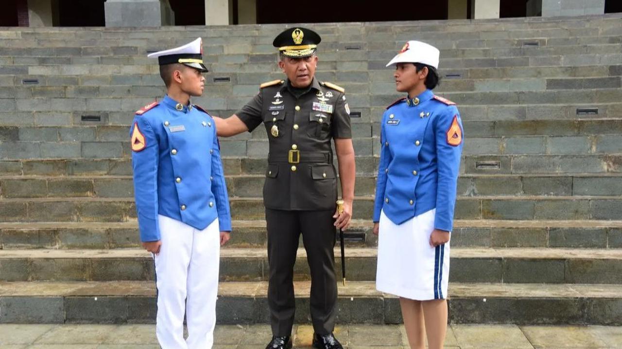 Kopral Taruna Rendy Mauludy dan Kopral Taruni Sheiva Arna Bilbila berhasil meraih juara satu (Terbaik) dalam kenaikan pangkat.