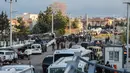 Turki kembali diguncang bom, Kamis (31/3). Empat personel kepolisian Turki tewas, sementara empat belas orang lainnya terluka dalam sebuah serangan bom di Diyarbakir, kota yang terletak di Turki bagian tenggara. (Ilyas AKENGIN/AFP)