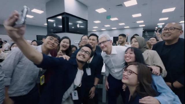 Tim Cook di Apple Developer Academy