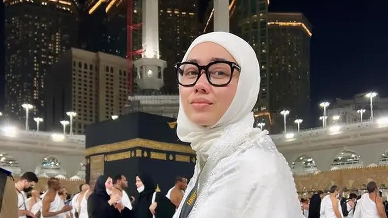 Potret Cantik Pedangdut Selfi Nafilah Mantan Istri Iwa K yang Kini Mantap Berhijab, Beberkan Perjalanan Hijrah yang Tak Mudah