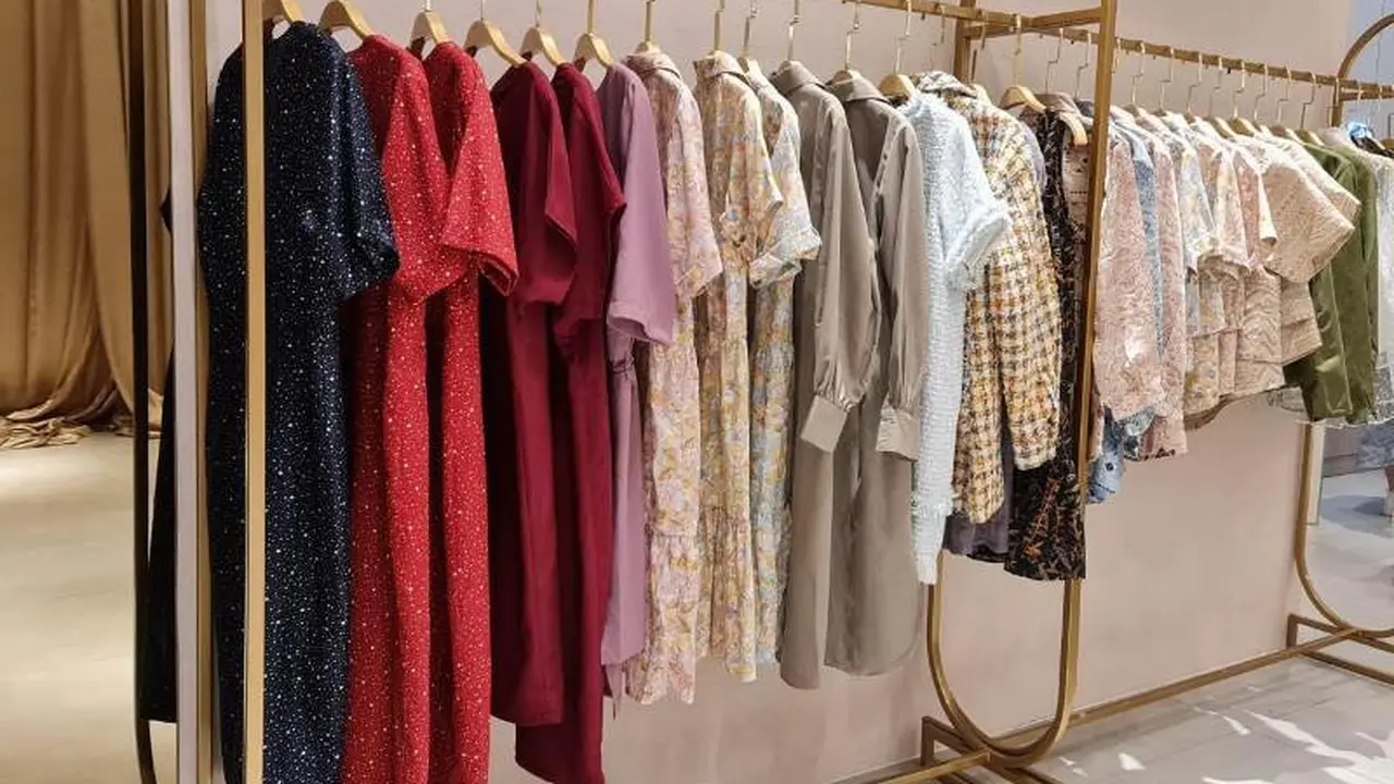 Luncurkan Offline Store, Brand Fesyen Lokal Favorit Incar Kaum Milenial