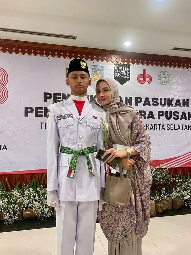 6 Potret Anak Seleb Jadi Paskibra Ini Bikin Bangga Orang Tua