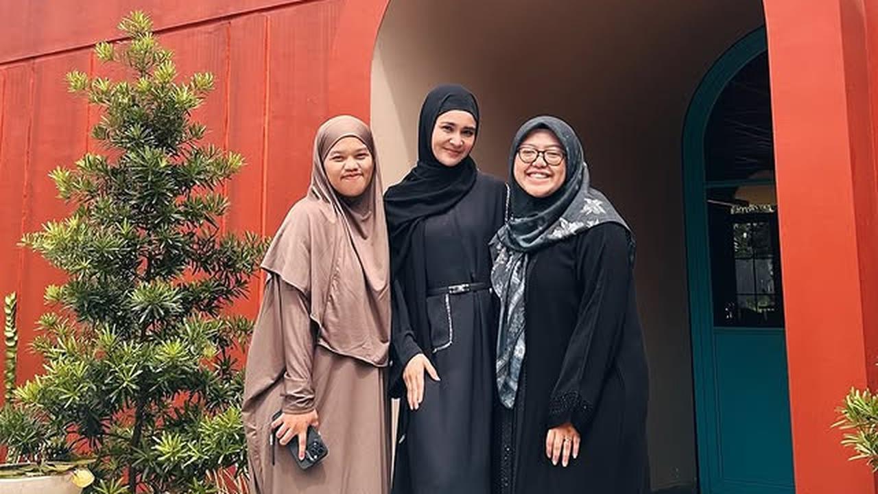 Ikut Kajian Pertama, 7 Potret Michelle Ziudith Tampil Cantik Berhijab - Akui Ketagihan