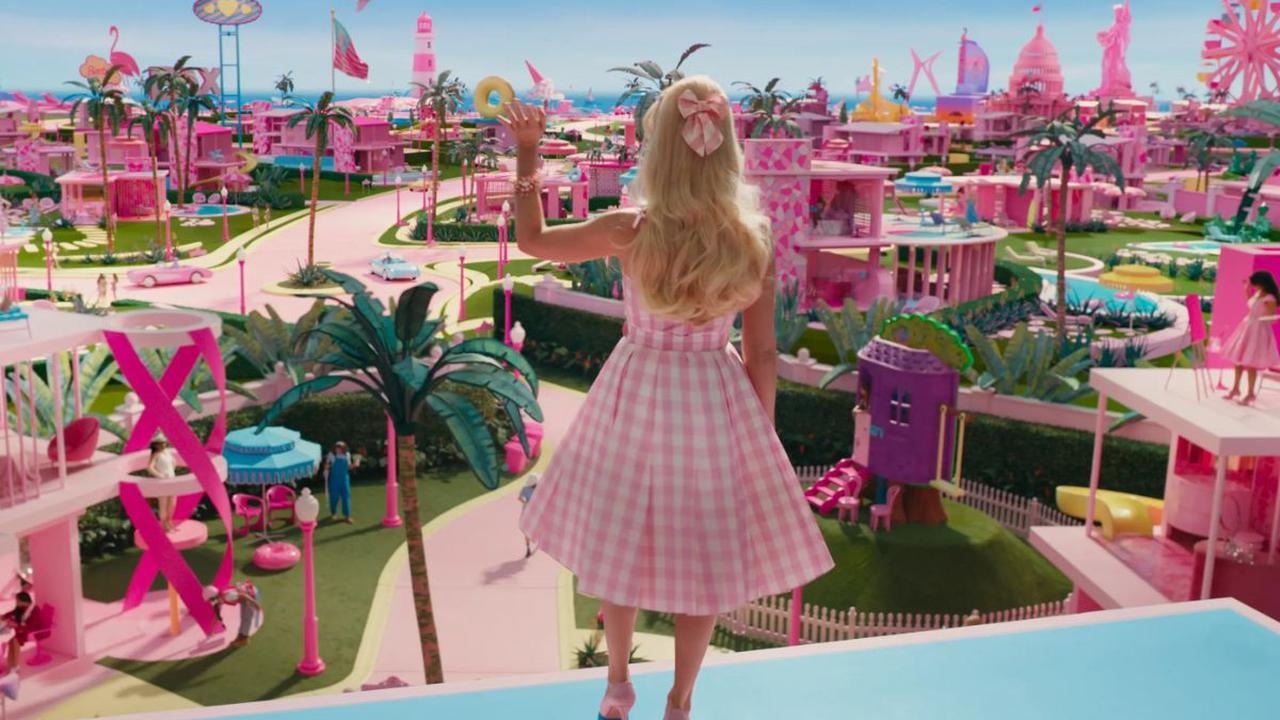 2️. Barbie - $1 miliar (sekitar Rp15,6 triliun)