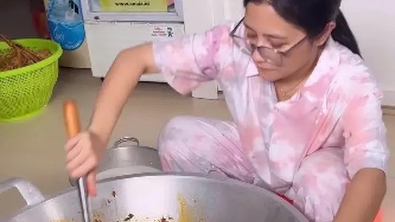 Potret Dapur Mewah Prilly Latuconsina, Miliki Desain Klasik Modern