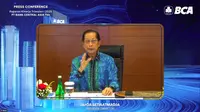 Presiden Direktur PT Bank Central Asia Tbk, Jahja Setiaatmadja, dalam konferensi pers kinerja BCA Kuartal I 2025, Rabu (23/5/2025). (Pipit/Liputan6.com)&nbsp;