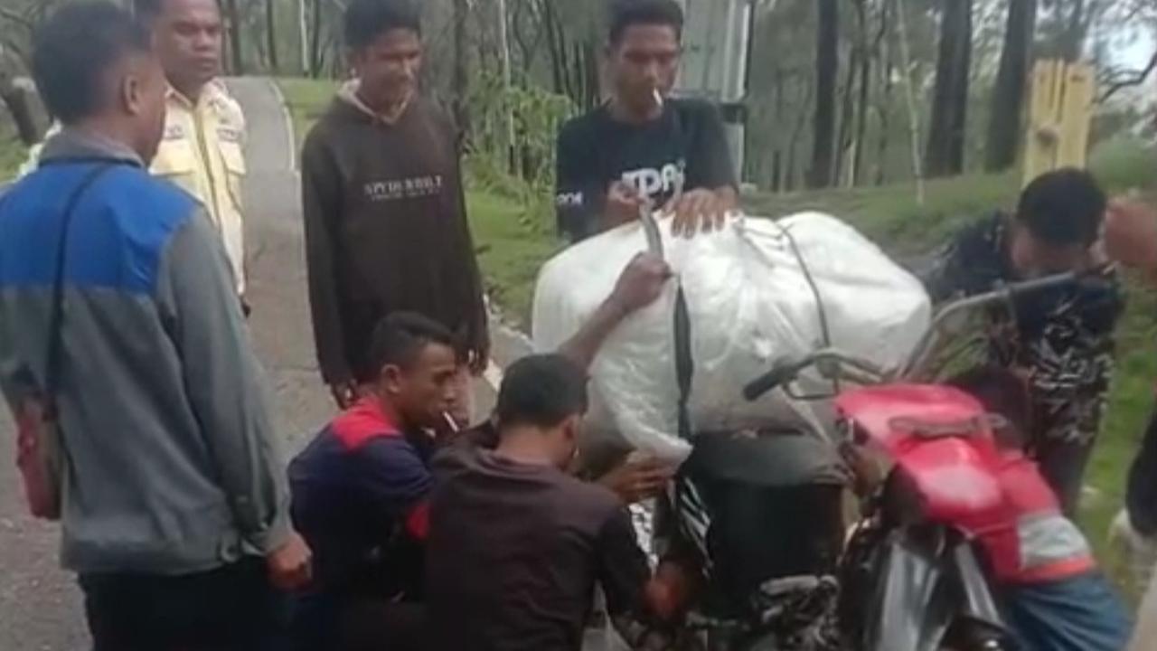Viral Jasad Bayi di Kupang Diangkut Pakai Motor