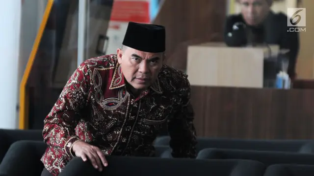 FOTO: KPK Periksa Bupati Jepara Ahmad Marzuqi Terkait Suap