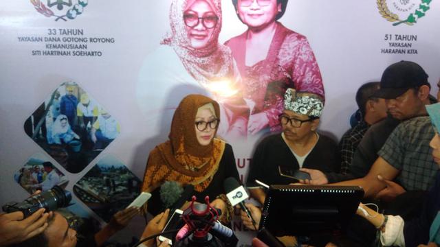 Top 3 Berita Hari Ini Kenang Cerita Masa Kecil Tutut Unggah Potret Diapit Pak Harto Dan Ibu Tien Muda Lifestyle Liputan6 Com