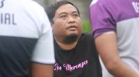 Manajer Persik Kediri, Beny Kurniawan. (Bola.com/Gatot Susetyo)