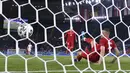 Bek timnas Turki, Merih Demiral mencetak gol bunuh diri pada pada laga pertama grup A Euro 2020 /2021 saat melawan Italia di stadion Olimpico Roma, Sabtu (12/6/2021). Timnas Italia berhasil menang 3-0 atas Turki. (Alfredo Falcone/LaPresse via AP)