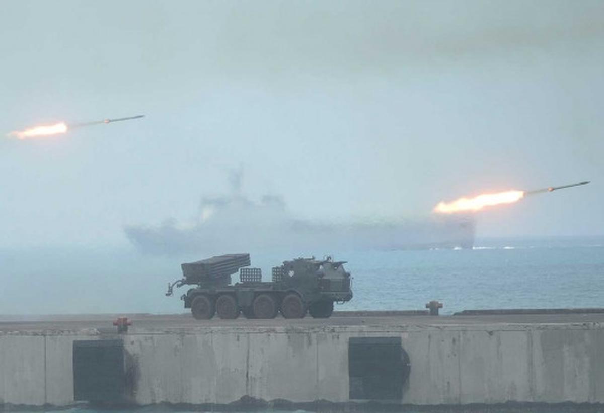 Aksi TNI AL unjuk kemampuan infiltrasi serangan musuh di laut