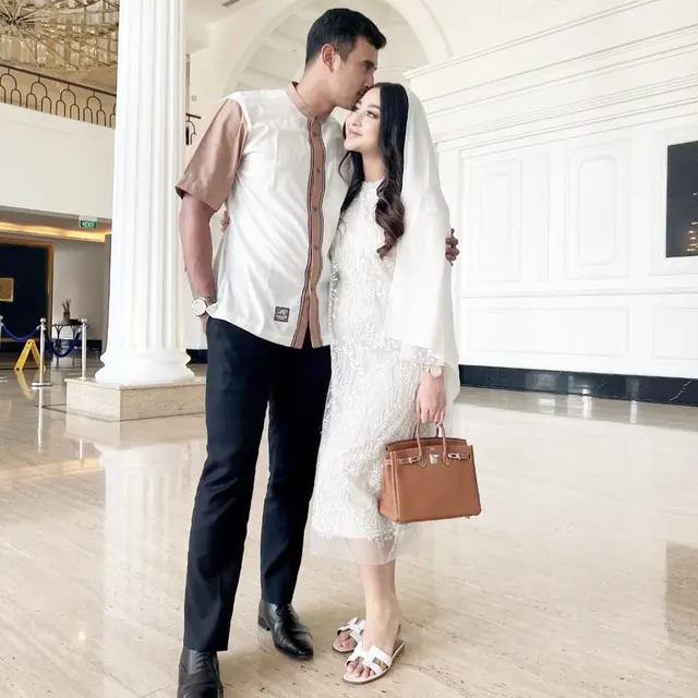 6 Pasangan Artis Ini Kompak Jadi Bridesmaid dan Groomsmen Sahabat, Makin Serasi