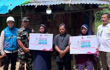 Terungkap! 2 Warga Prasejahtera OKU Kini Rasakan Terangnya Bantuan Sambungan Listrik Gratis PLN