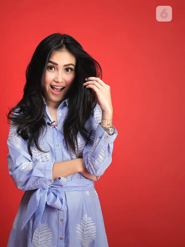 [Bintang] Ayu Ting Ting
