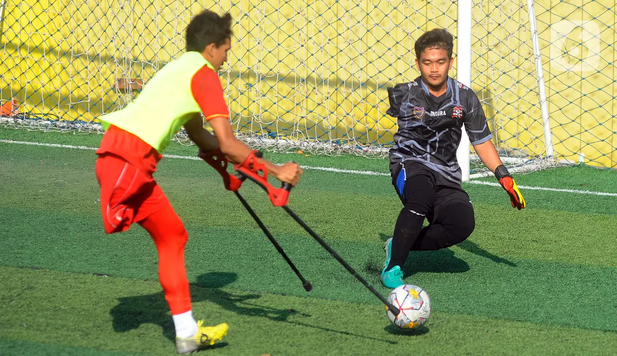 Menjelang menghadapi kejuaraan tersebut, Timnas Amputasi Indonesia U-23 membuka seleksi nasional. (merdeka.com/Arie Basuki)