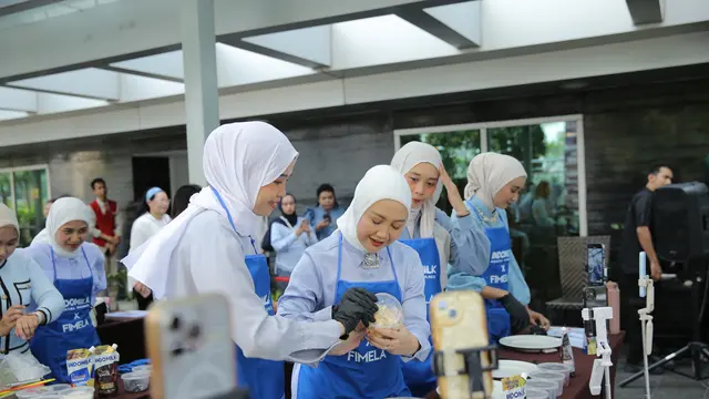 The Beauty of Cooking Indomilk Kental Manis x Fimela: Serunya Baking, Plating, dan Food Photography