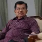 Wakil Presiden RI, Drs. H. Muhammad Jusuf Kalla saat wawancara khusus dengan Tim Liputan6.com, Jakarta, Senin (19/10/2015). (Liputan6.com/Herman Zakharia)