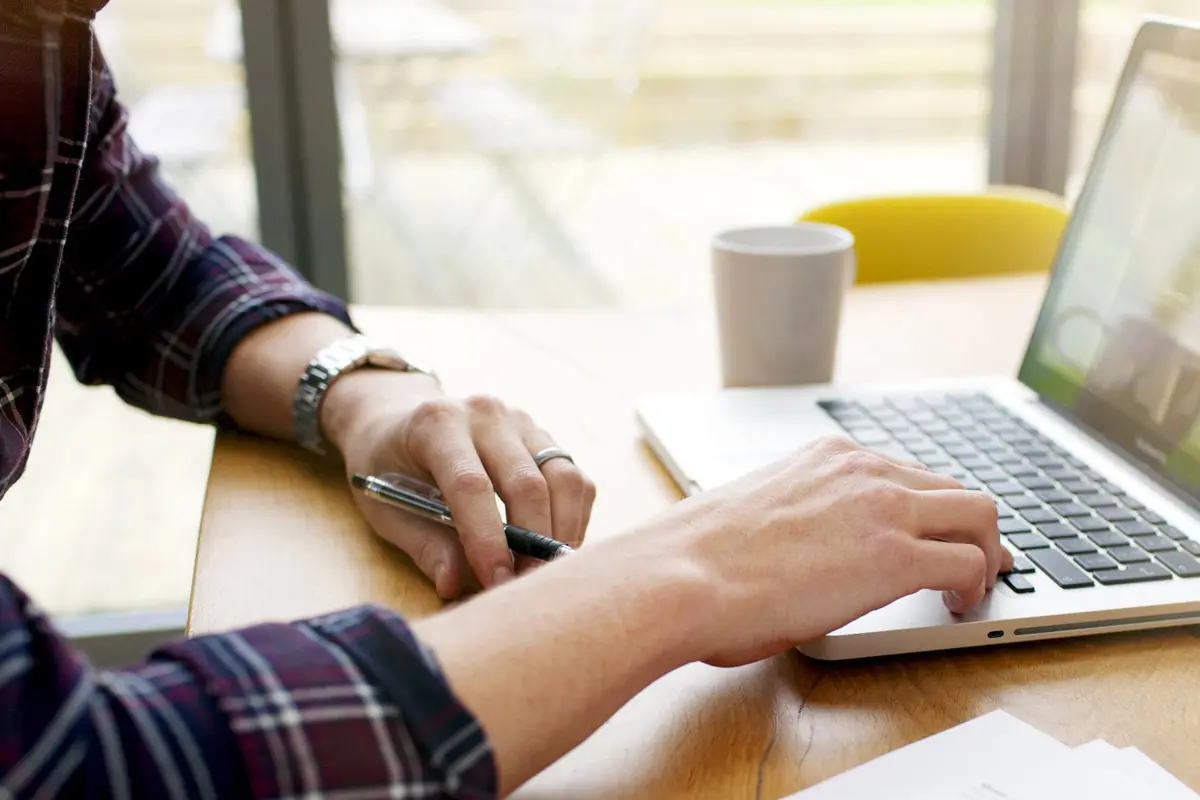 Cuma Isi Survey, Uang Bisa 'Mengalir' Tanpa Harus Pergi ke Kantor