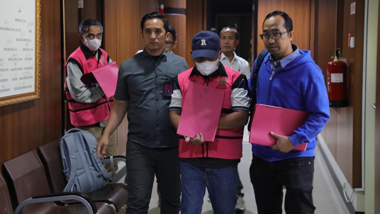 Babak Baru Penanganan Kasus Korupsi CPO, 5 Tersangka Diserahkan ke Kejari Jakpus